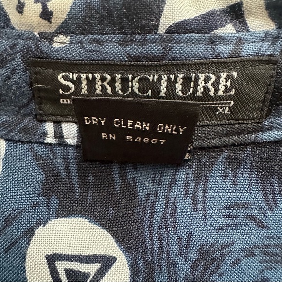 β
Vintage 90βs Structure Pattern Casual Button Down - Blue/White β
- Picture 17 of 17